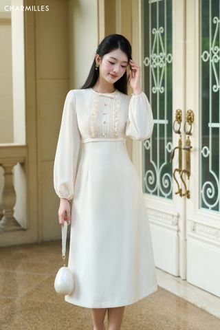 Đầm TD, cổ nơ bèo