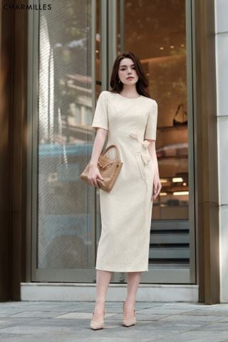 Đầm bút chì , ốp cành hoa