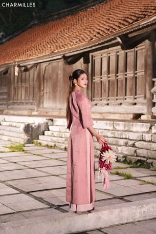 Quần áo dài TƯ CẨM