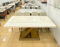 (Khuyễn mại )Bàn Ăn Mặt Đá 1,8m