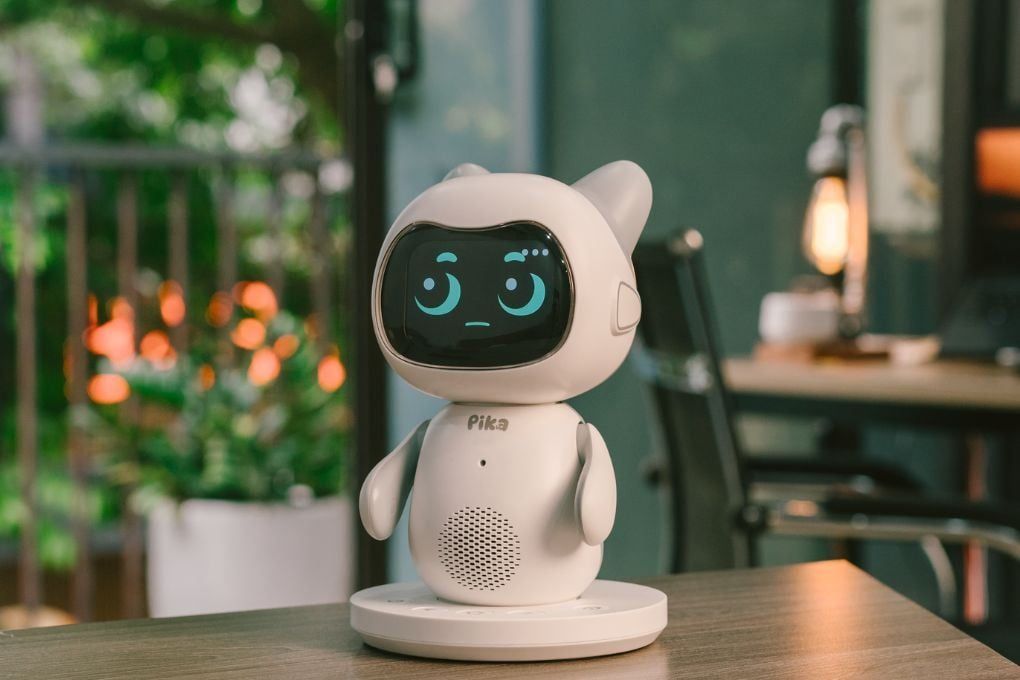 Robot Pika - Robot thông minh học tiếng anh