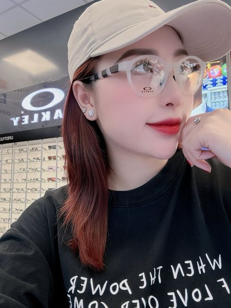  Gọng Kính Oakley OX8176 817611 chính hãng GIÁ TỐT LIÊN HỆ 0948.74.5959 (Mrs.Hà) 