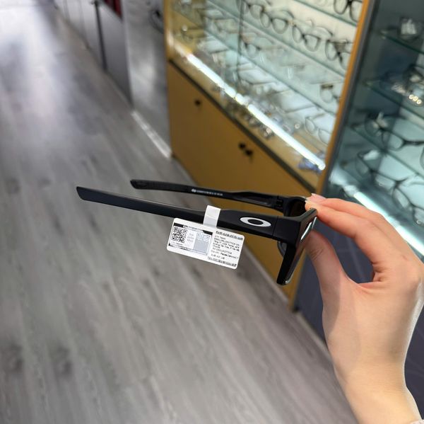  Kính Mát Oakley OO9497 949701 chính hãng GIÁ TỐT LIÊN HỆ 0948.74.5959 (Mrs.Hà) 