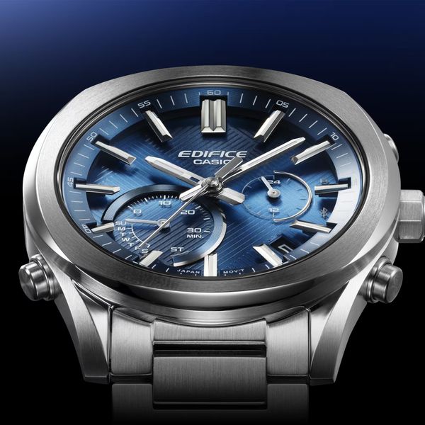  Casio Edifice EQB-1300D-2A - Uy tín từ 2009, Tem vàng chống giả, Bảo hành 1 năm, Pin miễn phí trọn đời 