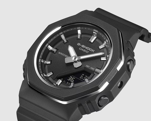  G-Shock Nữ GMA-P2110B-1A - Uy tín từ 2009, Tem vàng chống giả, Bảo hành 5 năm, Pin miễn phí trọn đời 