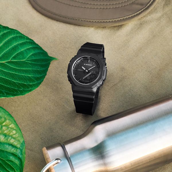  G-Shock Nữ GMA-P2110B-1A - Uy tín từ 2009, Tem vàng chống giả, Bảo hành 5 năm, Pin miễn phí trọn đời 