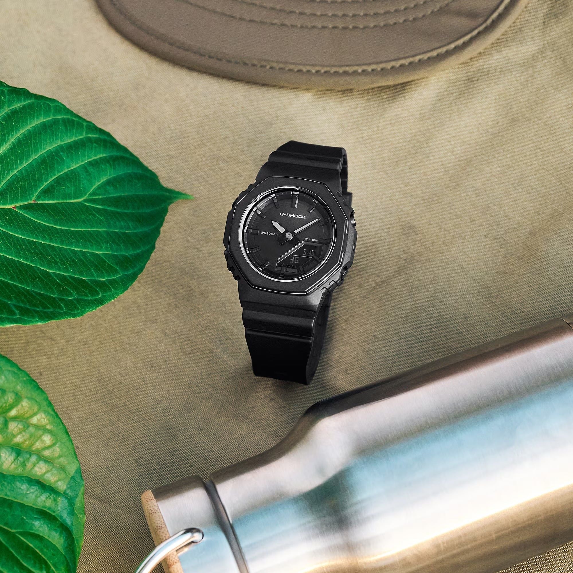 G-Shock Nữ GMA-P2110B-1A - Uy tín từ 2009, Tem vàng chống giả, Bảo hành 5 năm, Pin miễn phí trọn đời