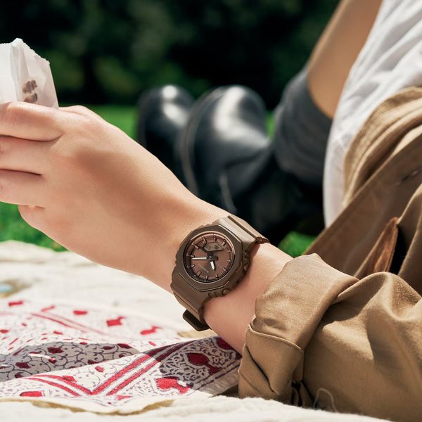  G-Shock Nữ GMA-P2110B-5A - Uy tín từ 2009, Tem vàng chống giả, Bảo hành 5 năm, Pin miễn phí trọn đời 
