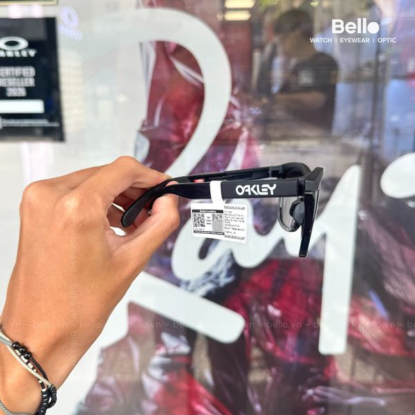  Kính Mát Oakley Frogskins range a OO9284A 928410 chính hãng GIÁ TỐT LIÊN HỆ 0948.74.5959 (Mrs.Hà) 