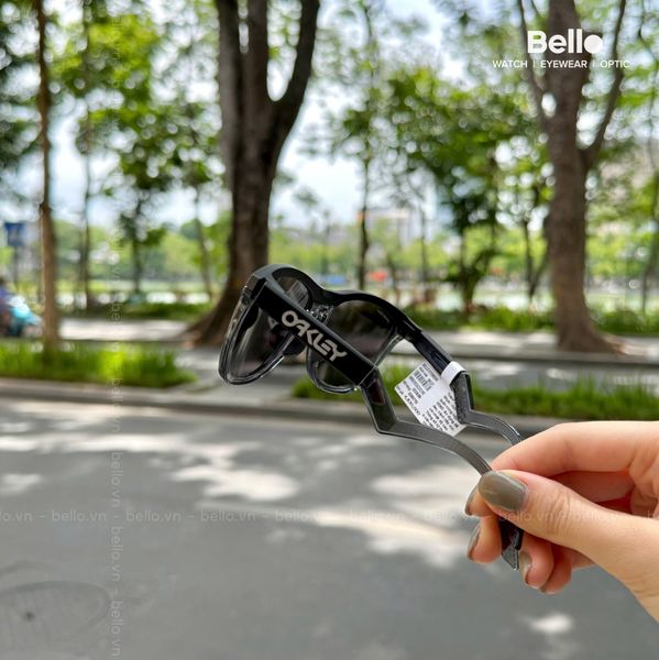  Kính Mát Oakley Frogskins hybrid OO9289 928907 chính hãng GIÁ TỐT LIÊN HỆ 0948.74.5959 (Mrs.Hà) 