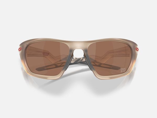 Kính Mát Oakley Lateralis OO9431 943118 chính hãng GIÁ TỐT LIÊN HỆ 0948.74.5959 (Mrs.Hà) 