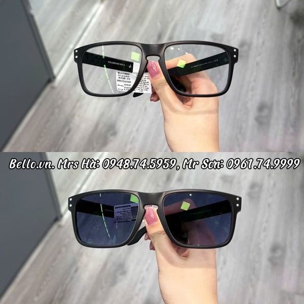  Tròng Kính Đổi Màu Essilor Transitions Gen S Xanh Biển Sapphire 