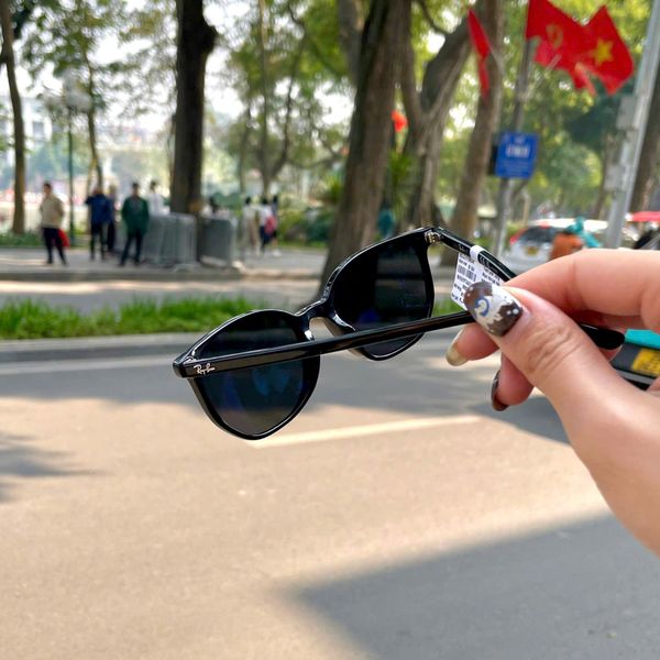  Kính Mát Ray-Ban RB2197F 90148 chính hãng GIÁ TỐT LIÊN HỆ 0948.74.5959 (Mrs.Hà) | RB2197F 901/48 