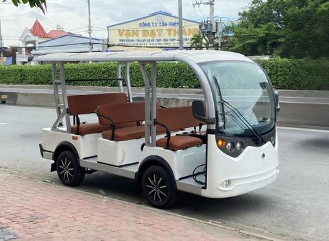  Xe ô tô điện chở khách 8 chỗ ngồi LVtong 