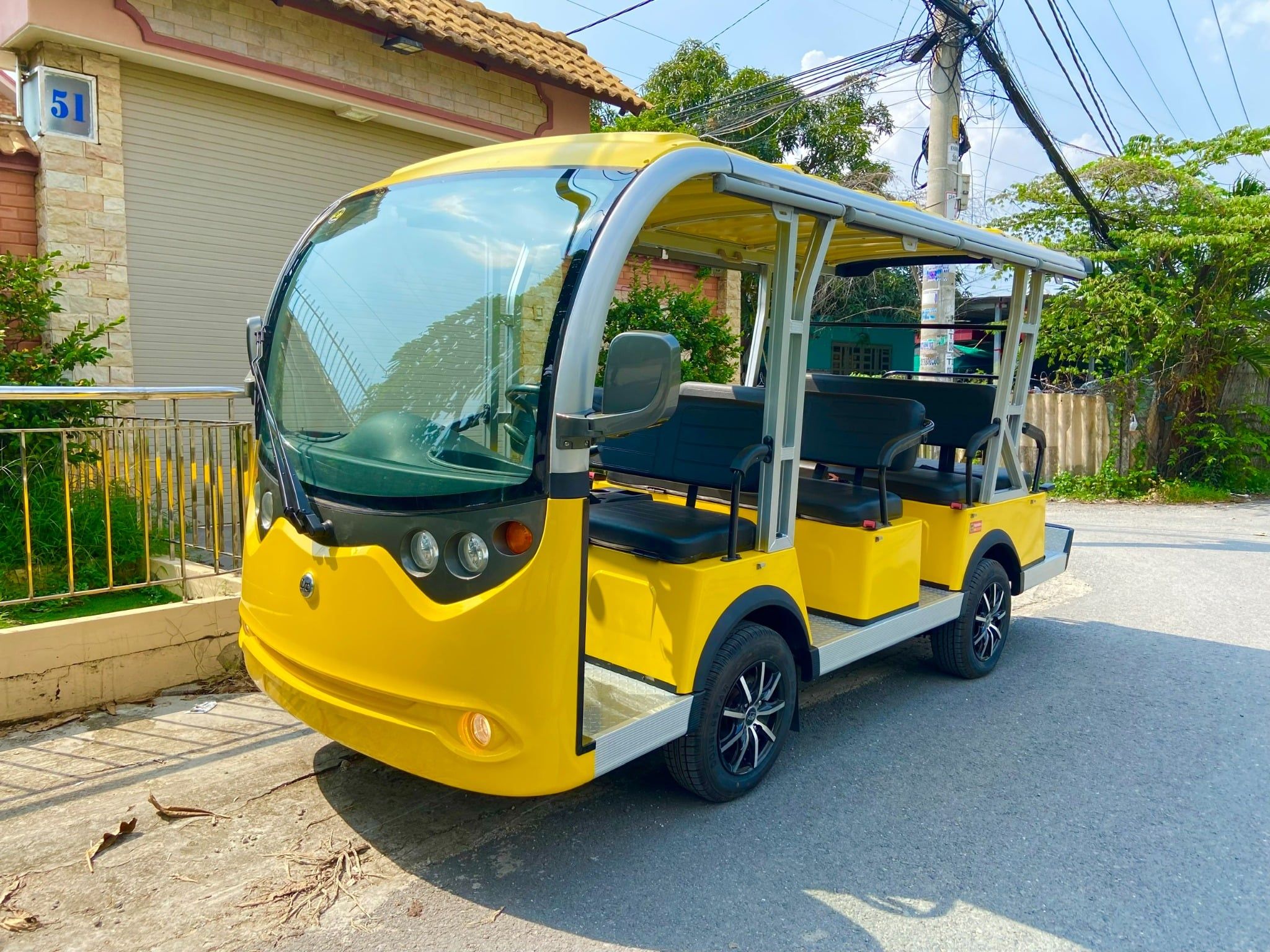 Xe điện sân golf 11 chỗ