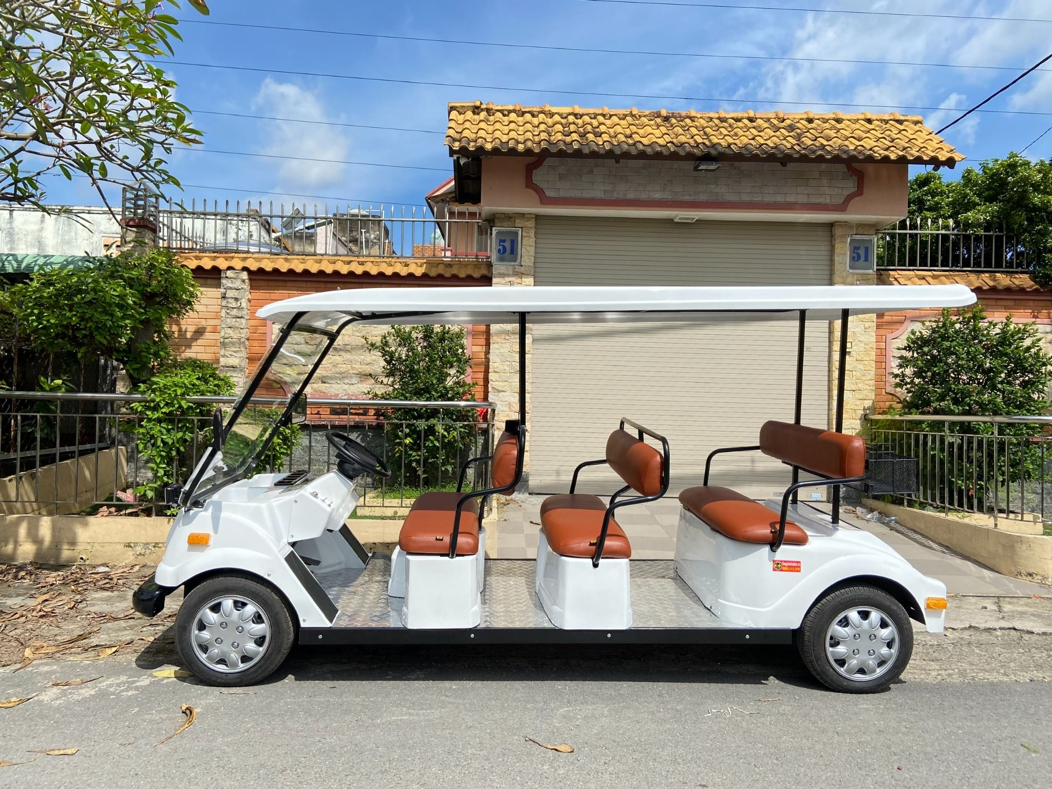 Xe điện Sanyo 6 chỗ ngồi