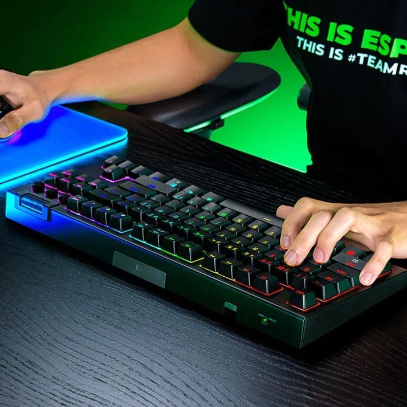 ban-phim-co-razer-blackwidow-v4-tkl-hyperspeed-wireless