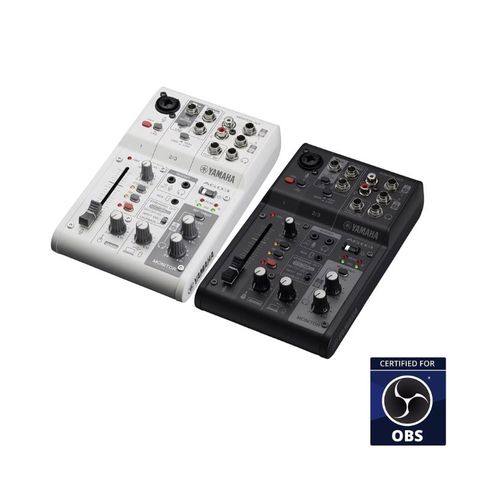 ban-tron-live-stream-yamaha-ag03mk2