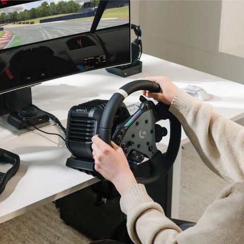 base-logitech-rs50