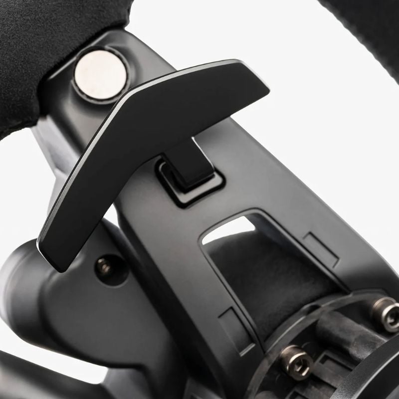 fanatec-csl-elite-steering-wheel-porsche-vision-gt