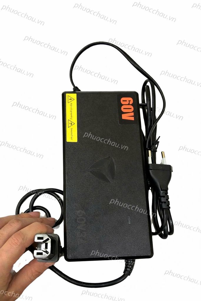 Sạc Xe Điện 60V-3A/4A - Phụ Kiện Chính Hãng Cho Xe Điện Yadea