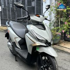 Xe Máy Điện Yadea Velax