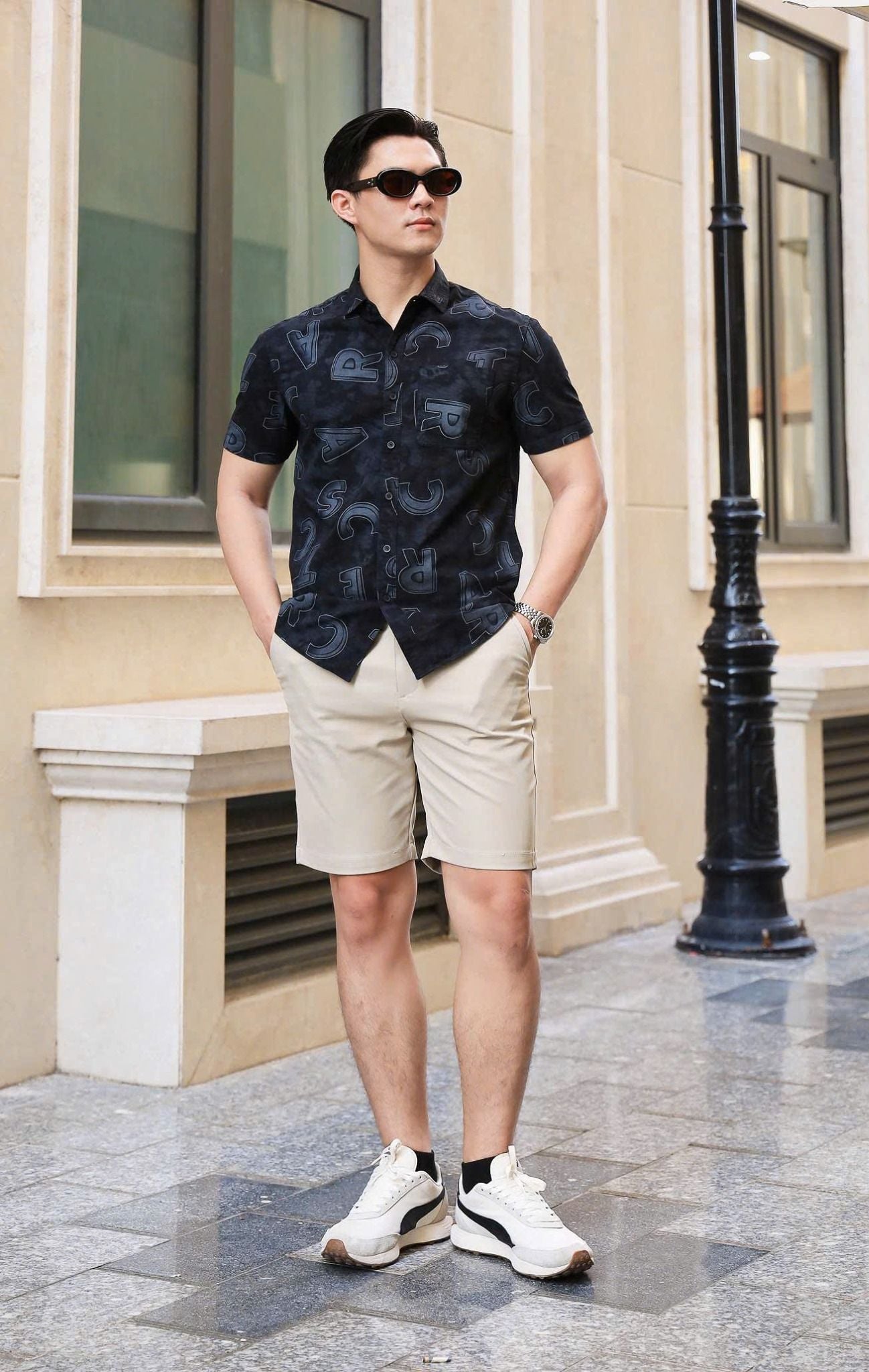 ÁO SƠ MI NAM TAY NGẮN HỌA TIẾT ĐEN T003551