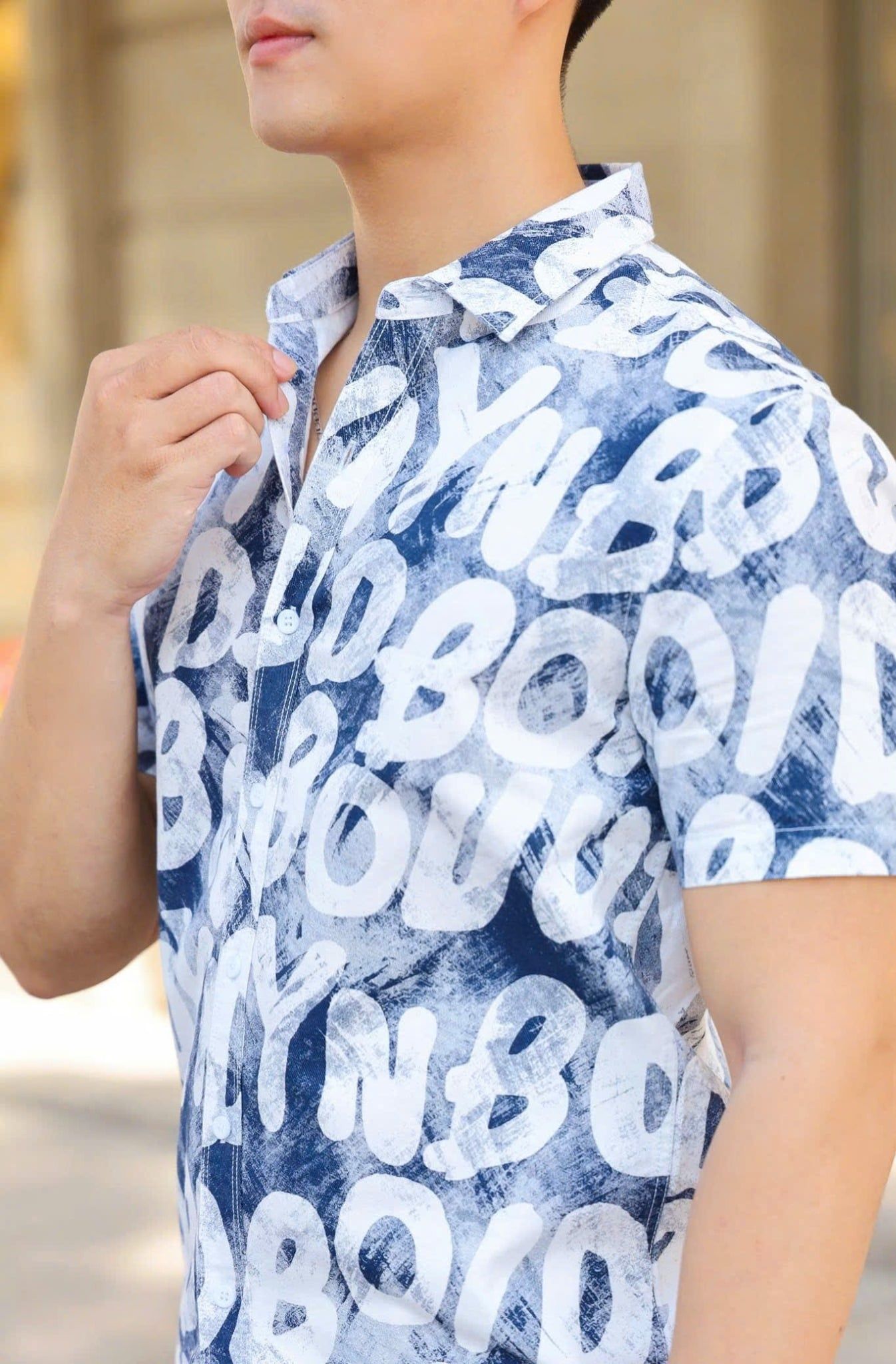 ÁO SƠ MI NAM TAY NGẮN HỌA TIẾT T003556