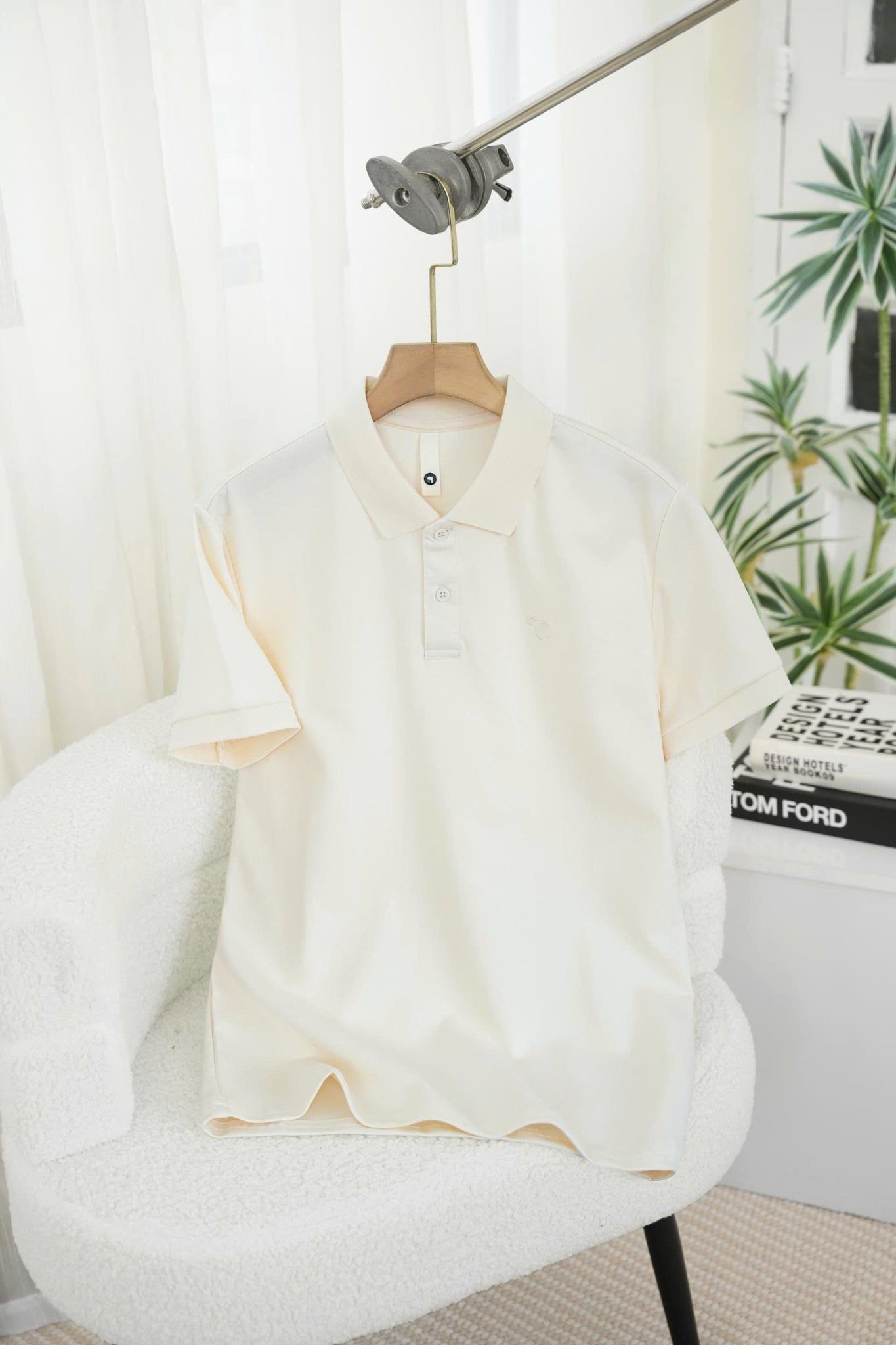 ÁO THUN POLO TRẮNG KEM - P004284
