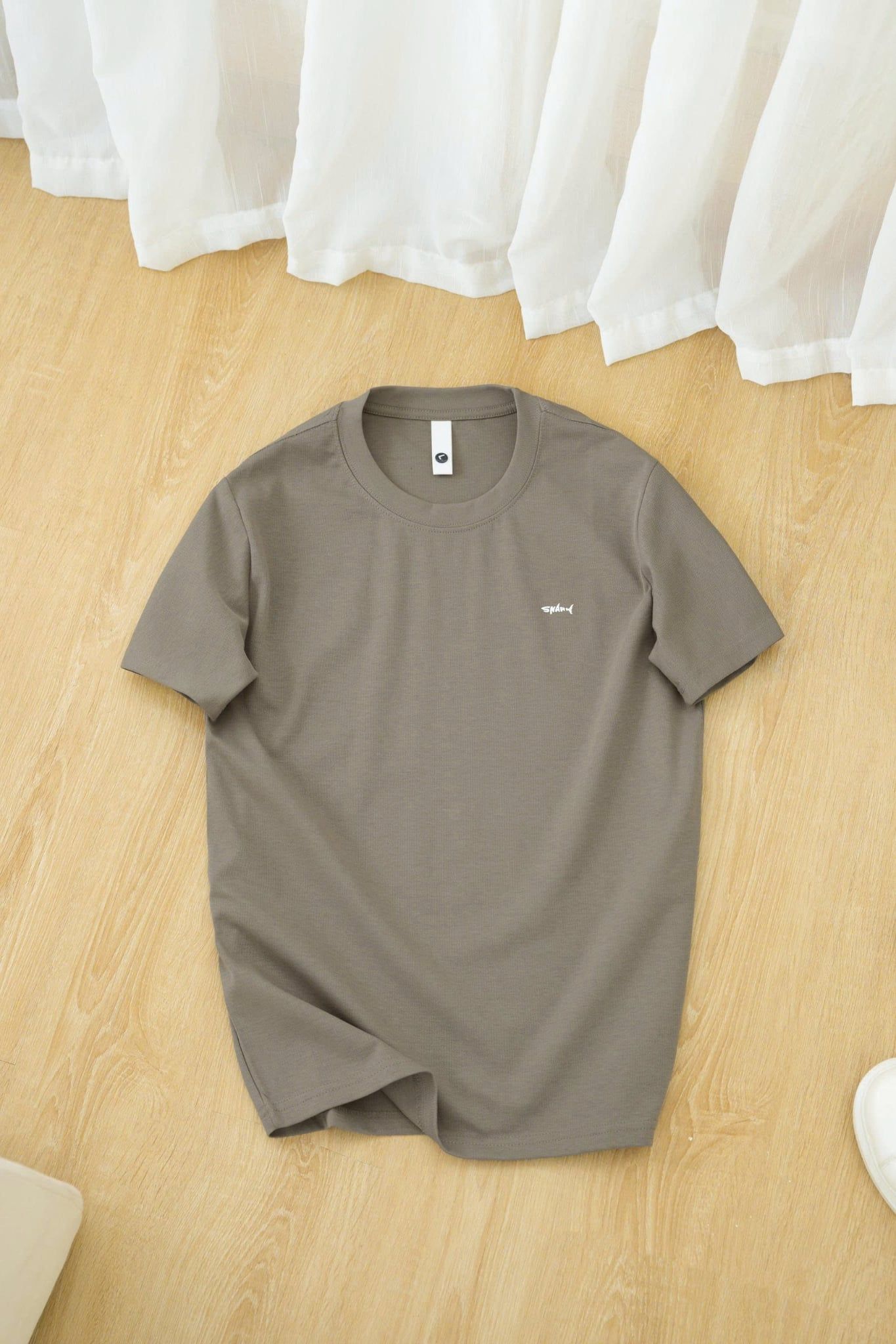 ÁO THUN CỔ TRÒN NÂU - P004280