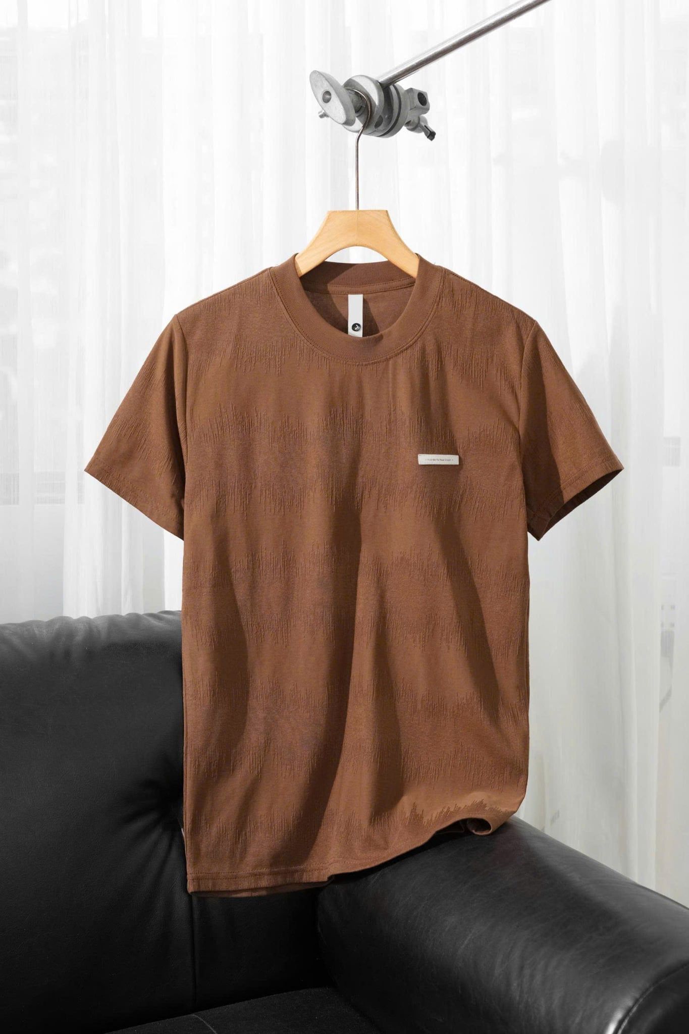 ÁO THUN CỔ TRÒN NÂU - P004278