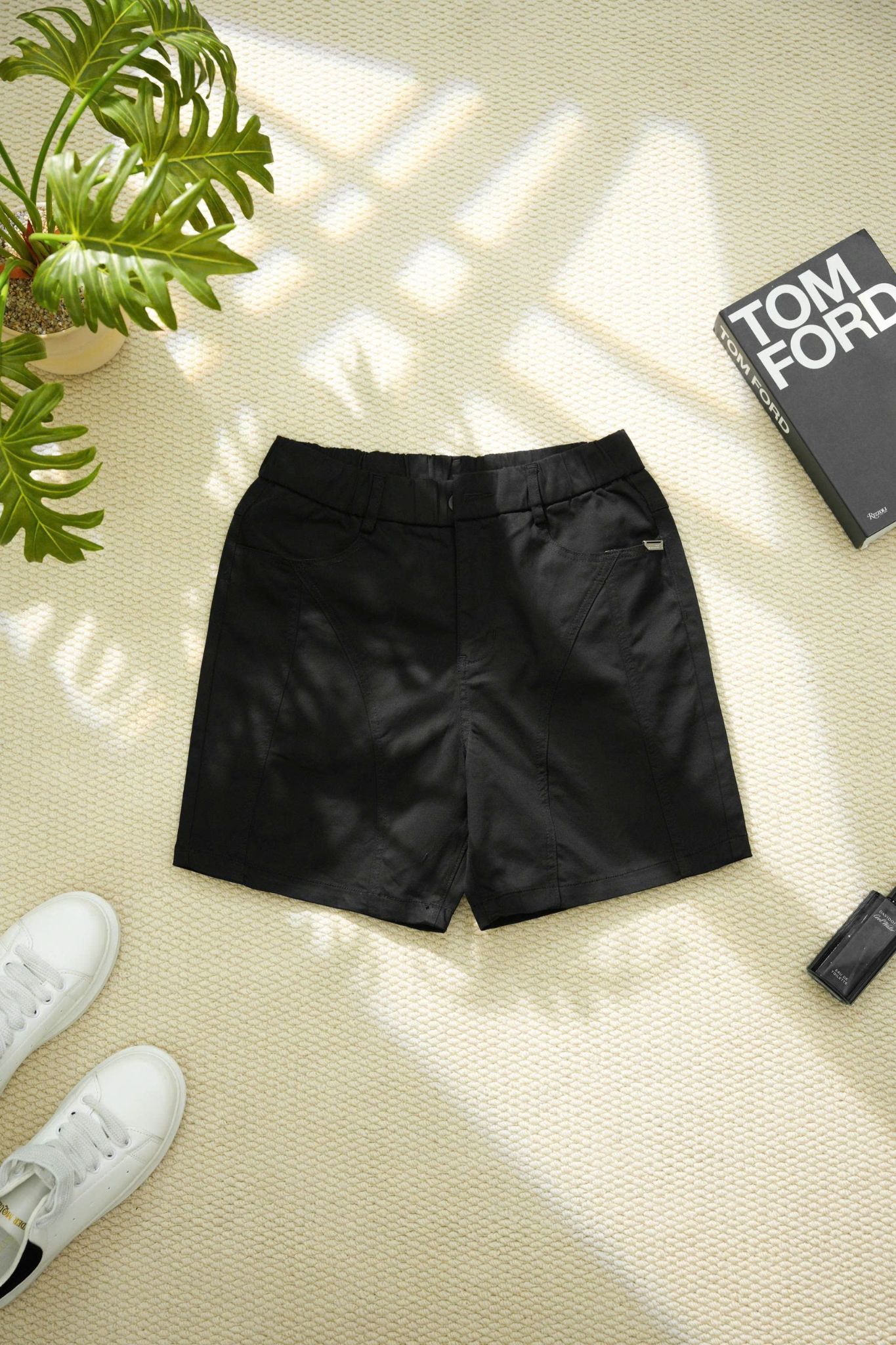 QUẦN SHORT KAKI ĐEN - P004312