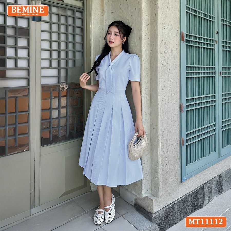 Đầm thiết kế BEMINE cổ tim cavat giả dáng chữ A tùng xếp ly MT11112