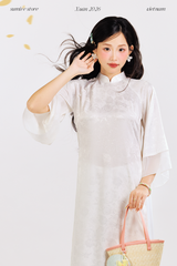 Áo dài gấm dáng suôn Yên Vân - Trắng