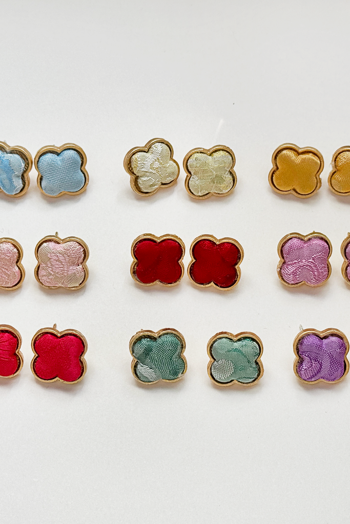 Hoa tai bọc lụa tơ tằm Gấm Tiên - Hình hoa bốn cánh