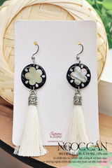 Hoa tai đất nung Ngọc Cẩn - Hoa mai tua rua trắng