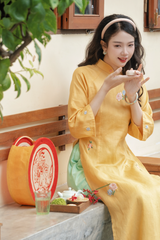 Áo dài linen Thêu tay Nguyệt Mai