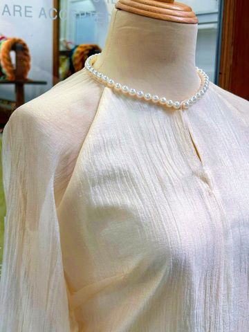 Áo bà ba Cách tân Út Thơ - Kem nhạt