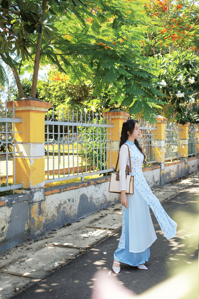 Áo dài Truyền thống Quỳnh Vân