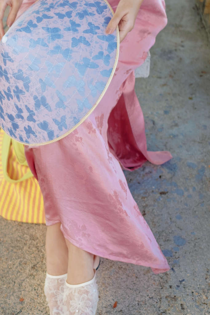 Đầm lụa tơ tằm Phụng Yến - Hồng đất hoa cúc