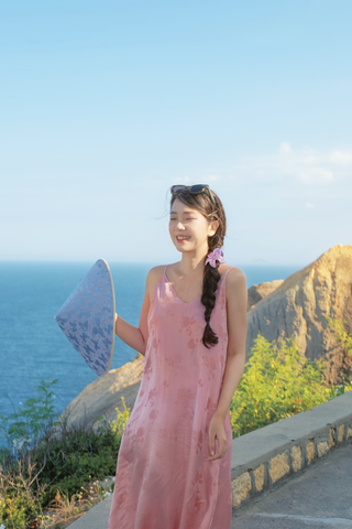 Đầm lụa tơ tằm Phụng Yến - Hồng đất hoa cúc