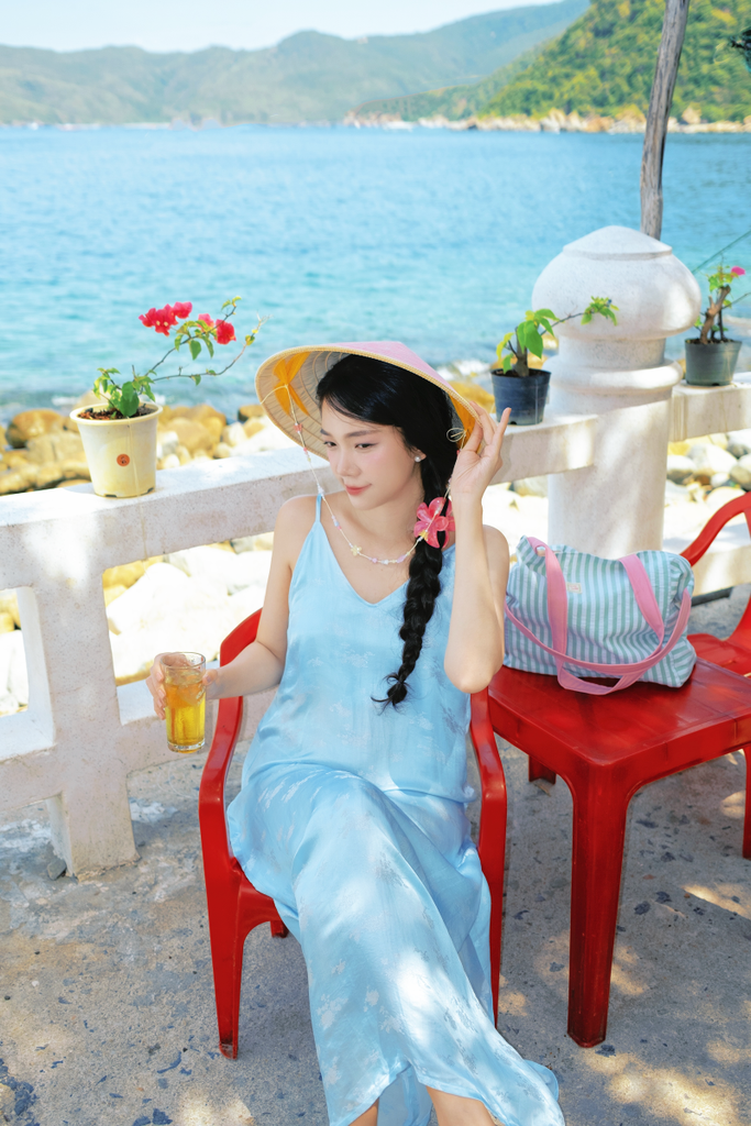 Đầm lụa tơ tằm Phụng Yến - Xanh biển hoa cúc