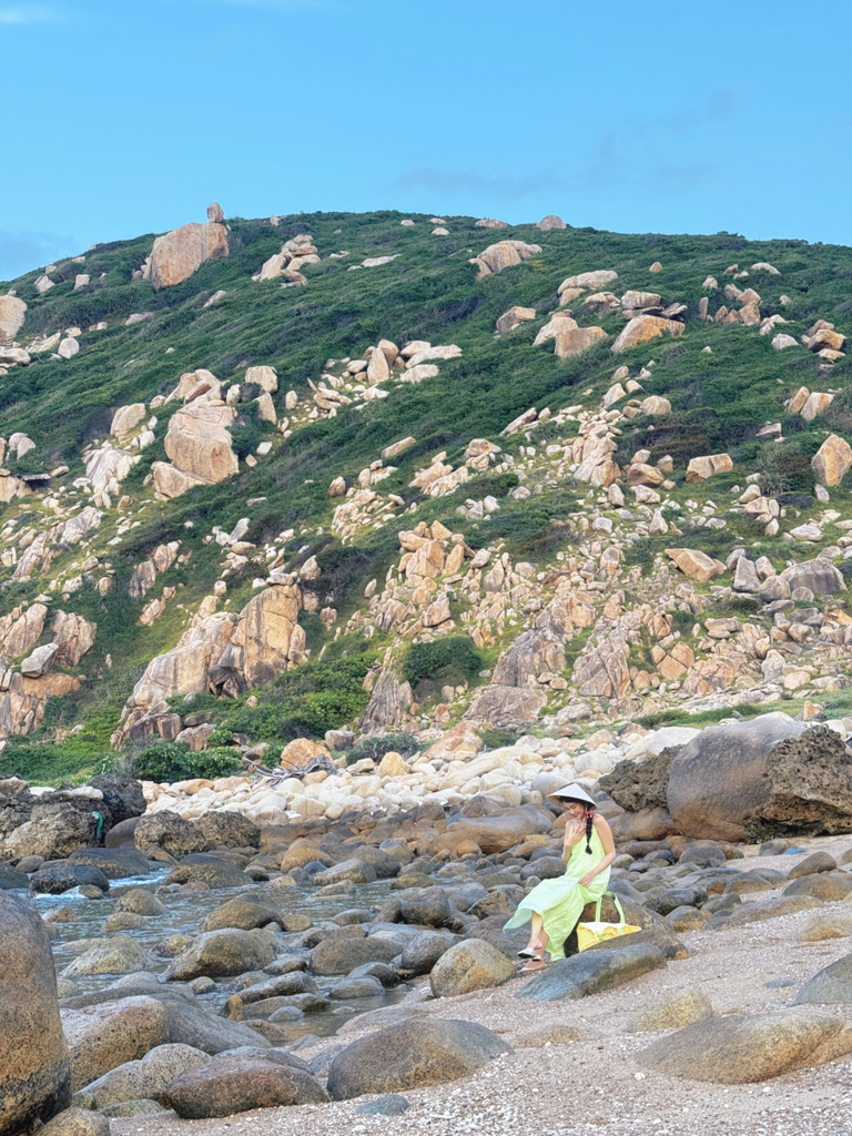 Đầm lụa tơ tằm Phụng Yến - Xanh non hoa cúc