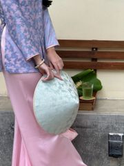 Nón lá bọc vải Hồ điệp - Xanh non