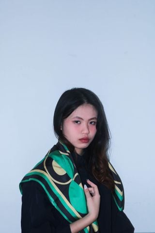 Khăn lụa tơ tằm tự nhiên in họa tiết 1 mặt mã S03