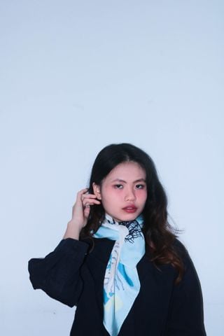 Khăn lụa tơ tằm tự nhiên in họa tiết 1 mặt mã S04