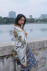 Khăn lụa tơ tằm tự nhiên in họa tiết 1 mặt mã S09