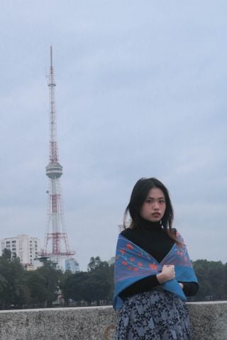 Khăn lụa tơ tằm tự nhiên in họa tiết 1 mặt mã S10