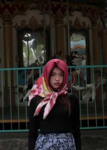 Khăn lụa tơ tằm tự nhiên in họa tiết 1 mặt mã S12