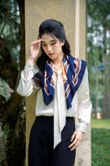 Khăn lụa BẢN GIAO HƯỞNG KHÔNG LỜI